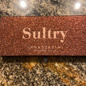 Anastasia Beverly Hills Sultry palette